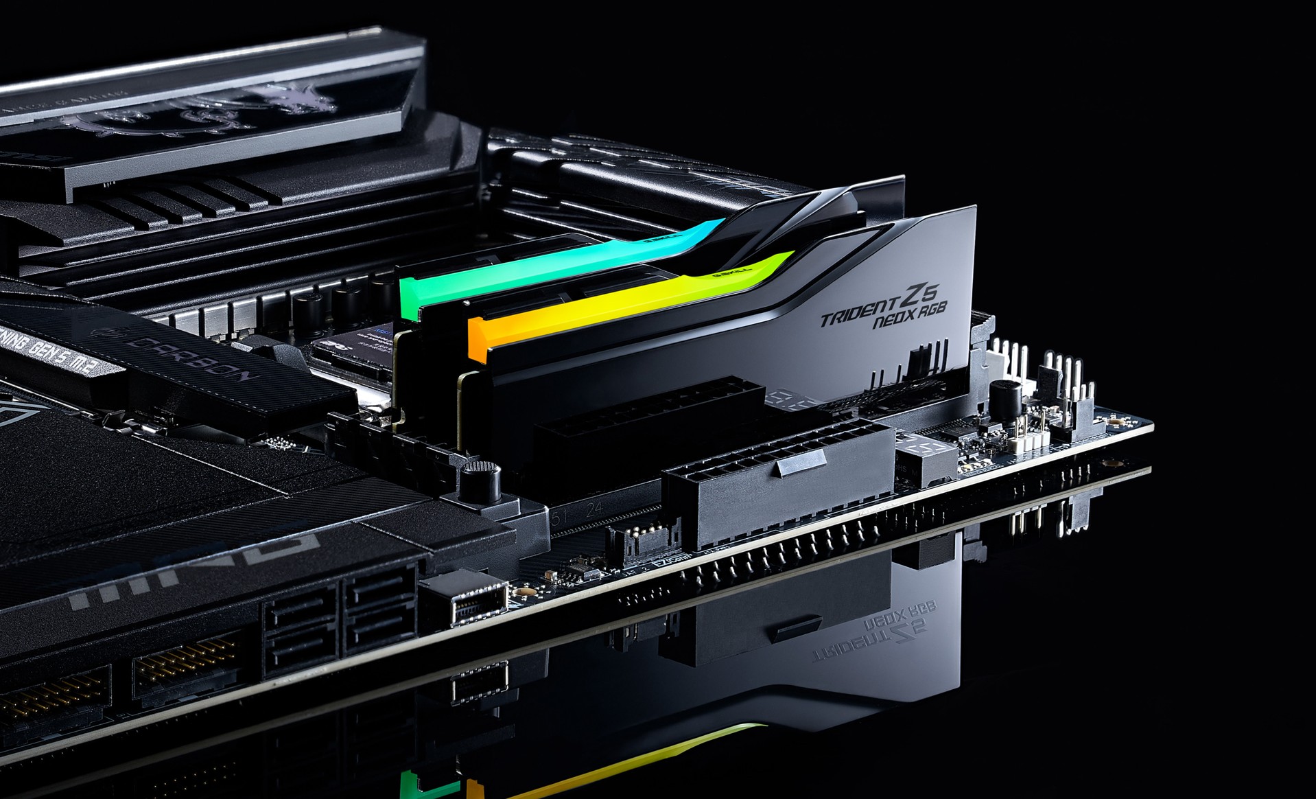 G.SKILL F5-6000A2836G16GX2-TZ5NXRK 32GB (2 x 16GB)/ DDR5 6000 MT/s/ Timings 28-36-36-32/ Voltage 1.4V/ TZ5 Neo X RGB AMD EXPO ™ Ultra Low Latency