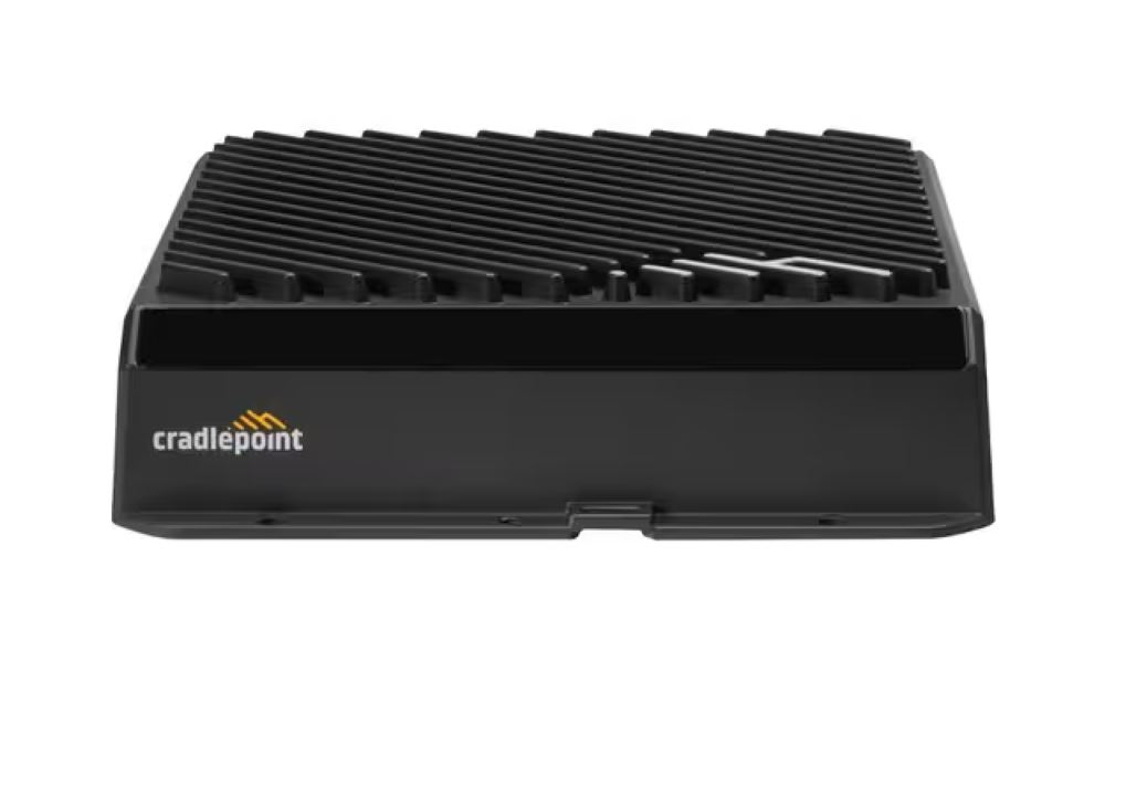 Cradlepoint R1900E Mobile Ruggedized Router, 5G Low/Mid-Band, Essential Plan, 4x SMA cellular connectors, 4x GbE Ports, Dual SIM, 4 Year NetCloud